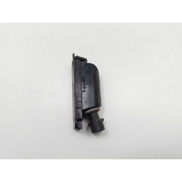 Luz De Placa Volkswagen Saveiro 1.6 2021