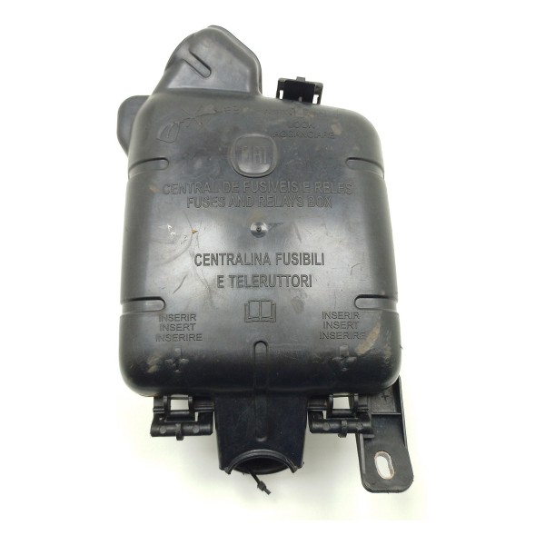 Caixa De Fusiveis Do Motor Fiat Fiorino 1.4 2020