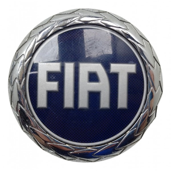 Emblema Tampa Traseira Fiat Idea 2005 Usado