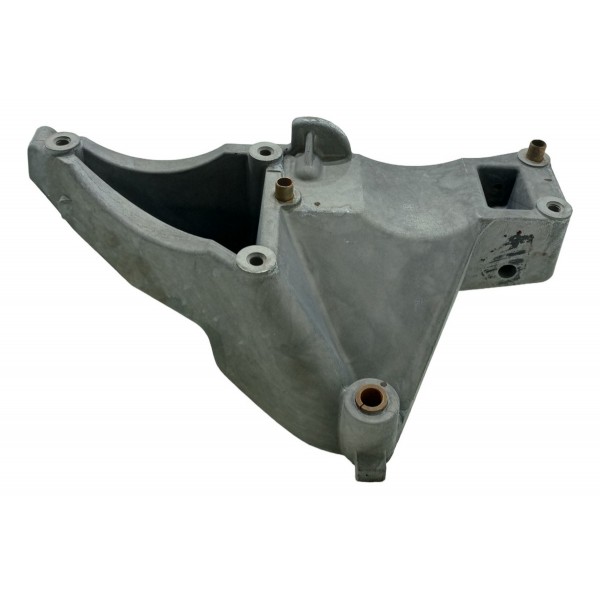 Suporte Do Alternador Fiat Strada 1.4 2020 Usado