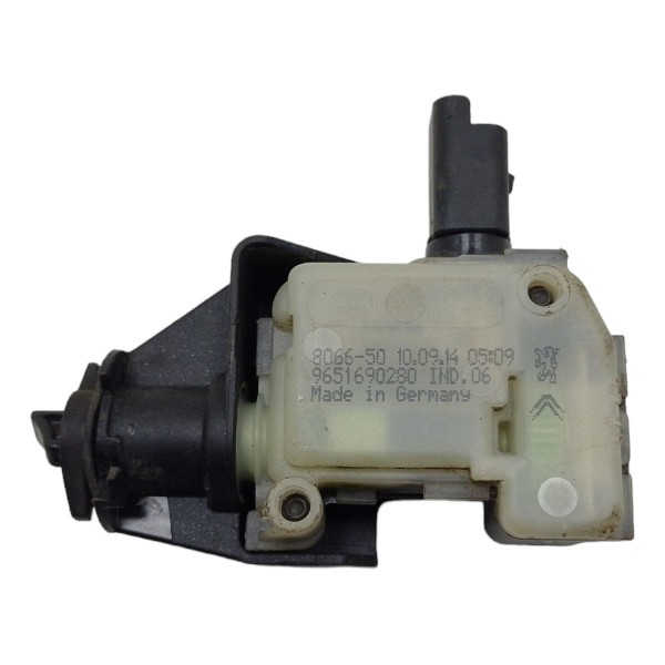 Motor Trava Portinhola Do Tanque Citroen C4 2015 Usado