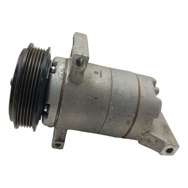 Compressor Do Ar Gm Tracker Montana Turbo 52160084 Usado